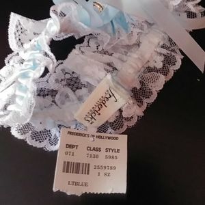 Frederick's of Hollywood Other - Frederick's of Hollywood Wedding Garter Frederick's of Hollywood Other - Frederick's of Hollywood Wedding Garter